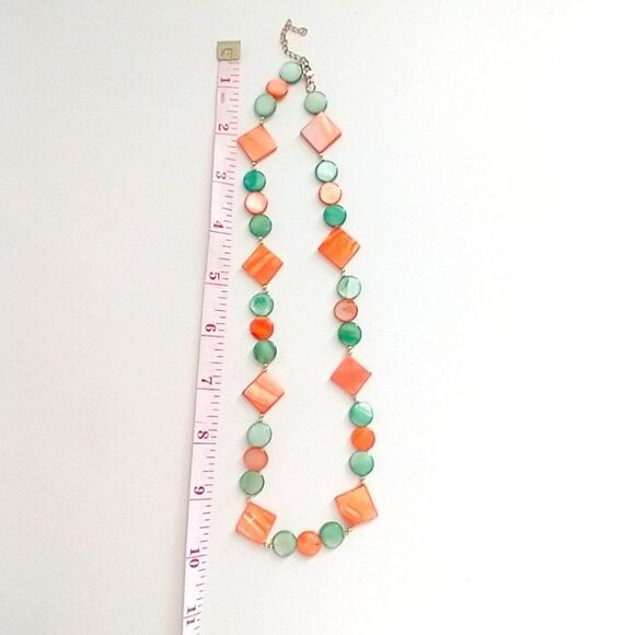 3/$25 Coconut shell Pearl Necklace - Picture 2 of 4